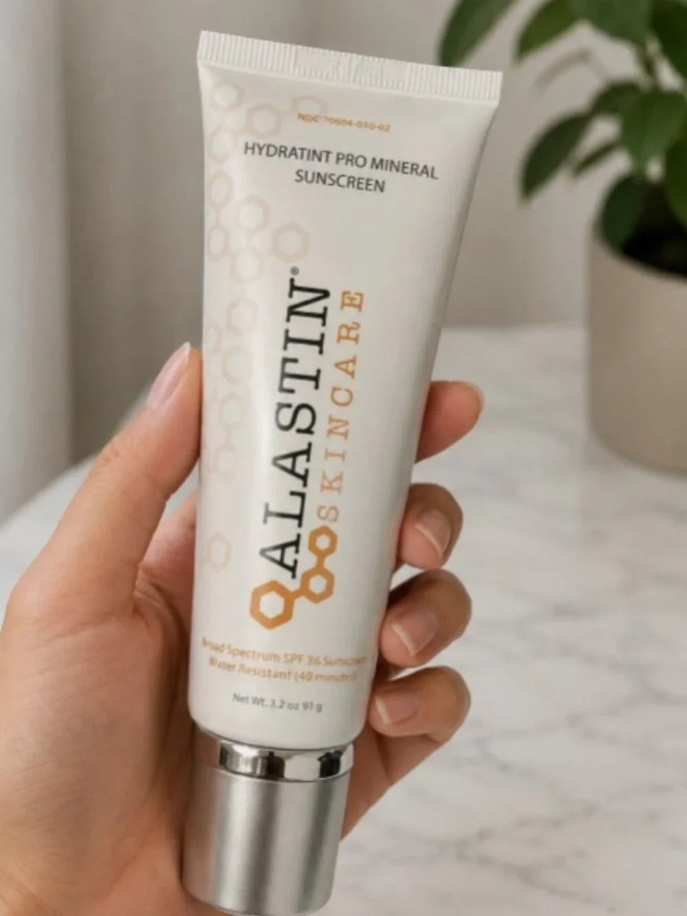 Alastin HydraTint Pro Mineral Sunscreen SPF36 (3.2 oz)